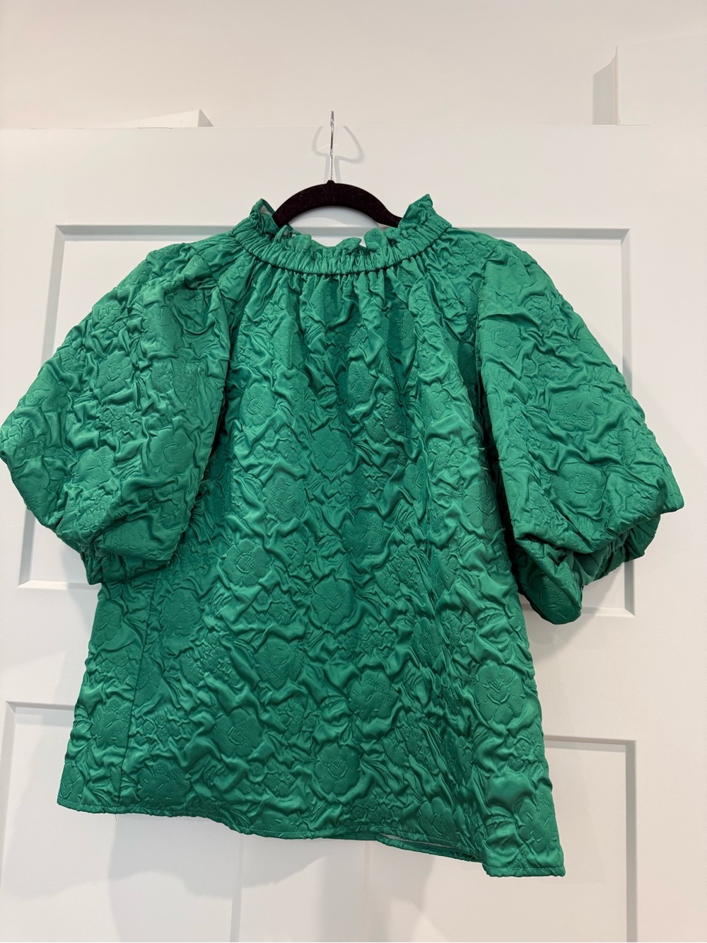 Green Jacquard Puff Sleeve Top